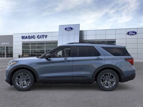 New 2026 Ford Explorer Active image 3
