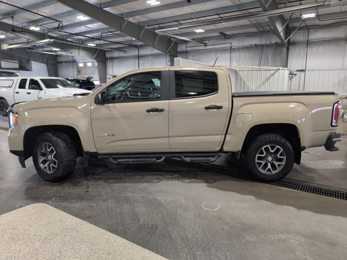Used 2022 GMC Canyon AT4 w/ Trailering Package AWD/4WD image 5