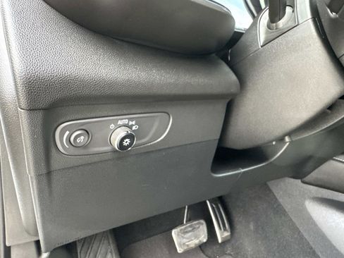 Certified 2023 Buick Envision Essence w/ Sport Touring Package image 36