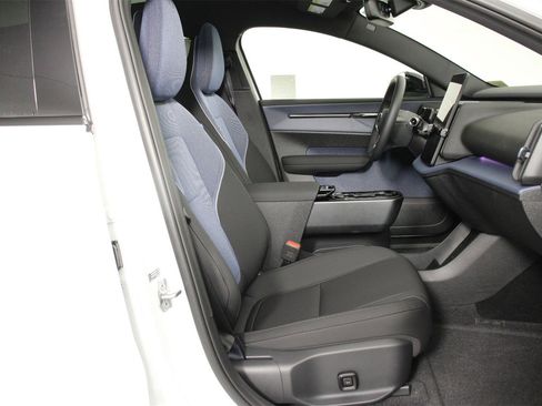 New 2026 Volvo EX30 Ultra image 10