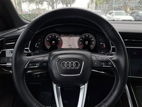 Used 2025 Audi Q8 Premium w/ Convenience Package image 8