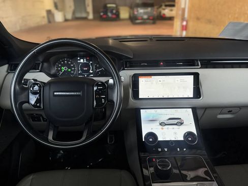 Used 2020 Land Rover Range Rover Velar R-Dynamic S AWD/4WD image 21