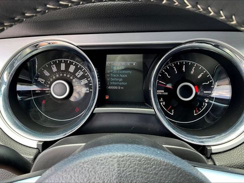 Used 2014 Ford Mustang GT Premium w/ Comfort Package RWD image 12