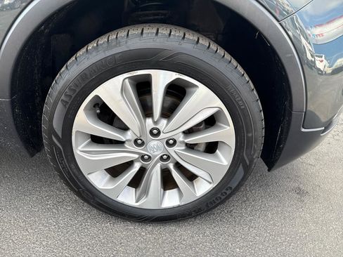 Used 2018 Buick Encore Preferred image 27