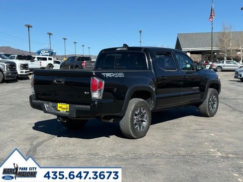 Used 2022 Toyota Tacoma TRD Off-Road w/ Technology Package image 6