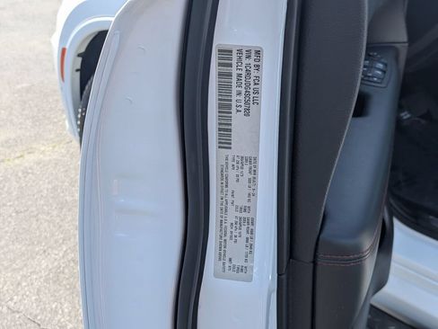 Certified 2025 Dodge Durango GT AWD/4WD image 39