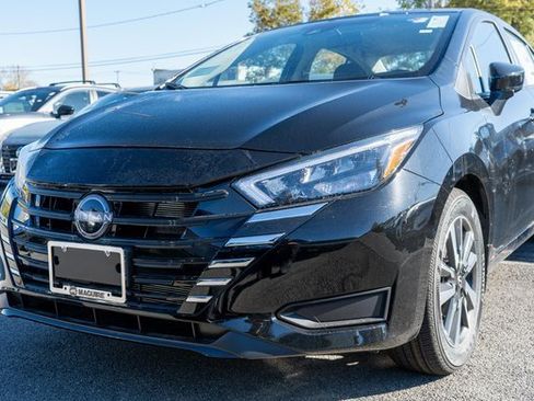 New 2025 Nissan Versa SV w/ Trunk Package image 2