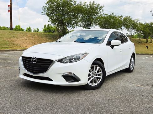 Used 2016 MAZDA MAZDA3 i Sport w/ Preferred Equipment Package FWD image 2