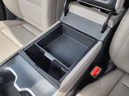 New 2026 GMC Acadia Elevation image 33