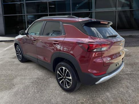 Used 2025 Chevrolet TrailBlazer LT image 4