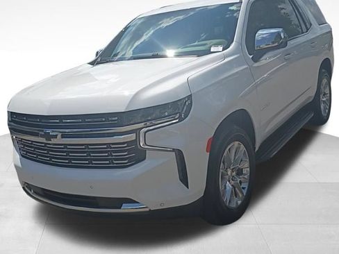 Used 2021 Chevrolet Tahoe Premier w/ Premium Package RWD image 7