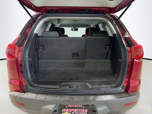 Used 2012 Chevrolet Traverse LT FWD image 17