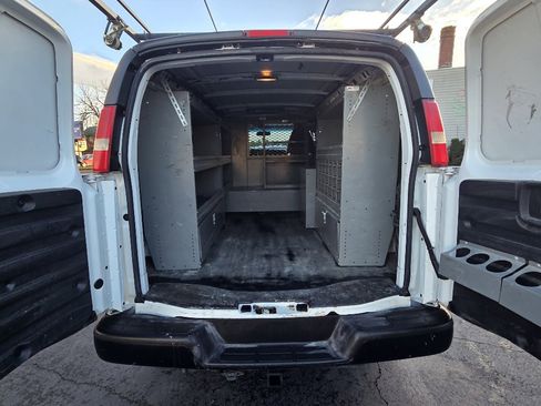 Used 2012 Chevrolet Express 3500 w/ Power Package image 20