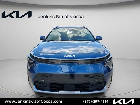 Certified 2026 Kia Niro Wind FWD image 12