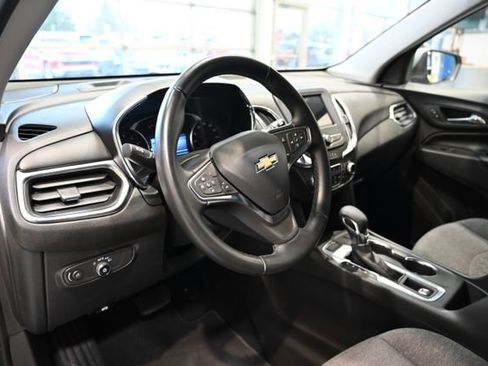 Used 2024 Chevrolet Equinox LT image 19