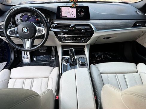 Used 2019 BMW 540i w/ M Sport Package RWD image 8