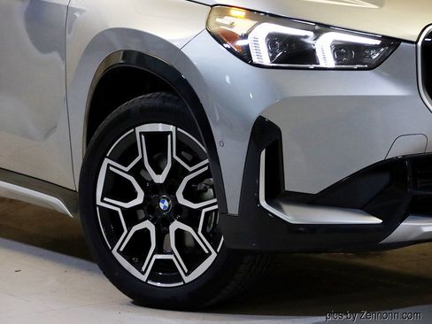 New 2025 BMW X1 xDrive28i w/ Premium Package image 3
