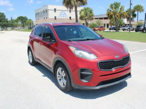 Used 2019 Kia Sportage LX FWD image 18