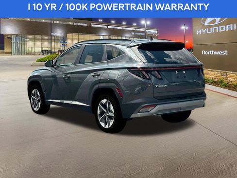 Used 2025 Hyundai Tucson SEL FWD image 9