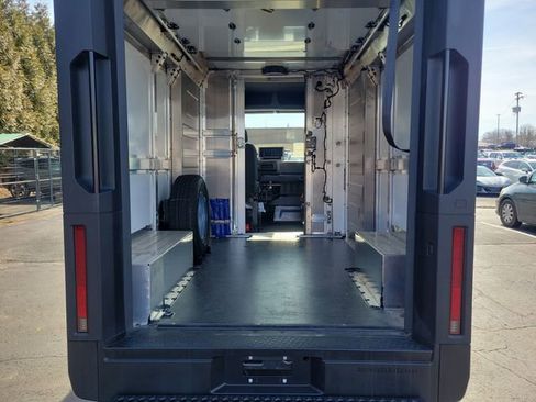 New 2025 Chevrolet Brightdrop 400 w/ Battery Pack, Max Range image 17