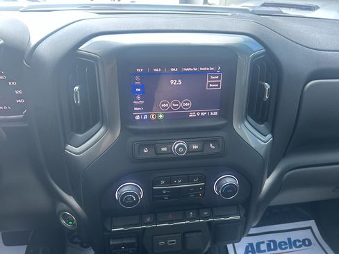 Used 2025 Chevrolet Silverado 2500 W/T RWD image 21