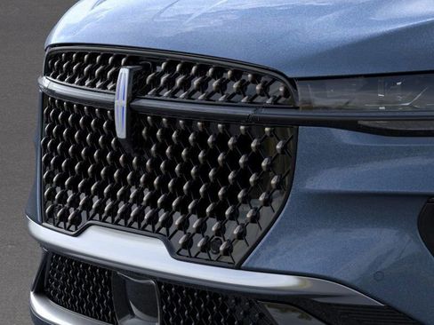 New 2026 Lincoln Nautilus Black Label image 17