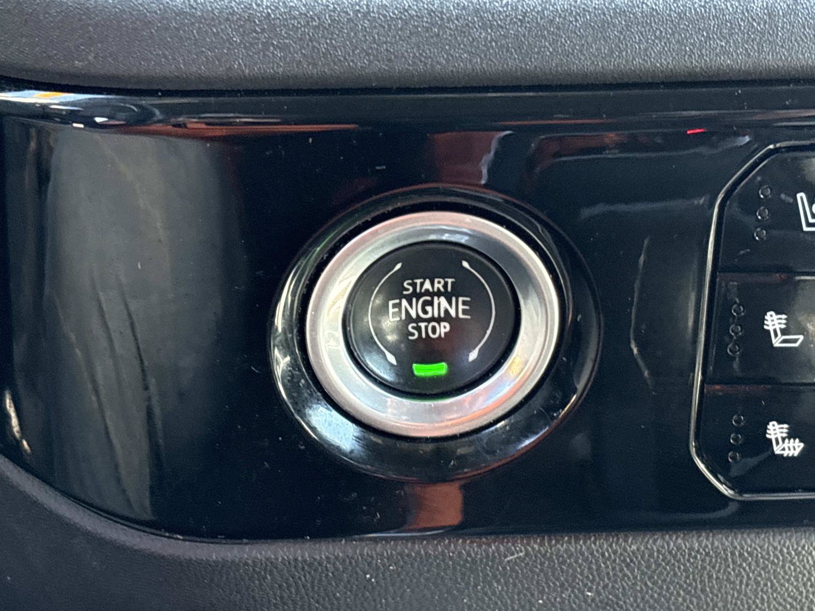 Used 2023 GMC Sierra 1500 SLT AWD/4WD image 26