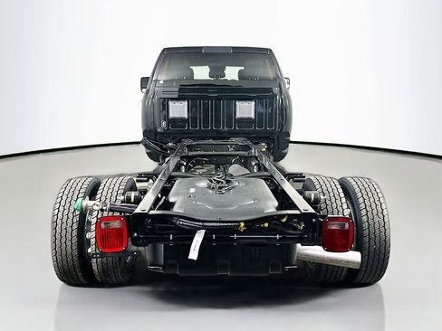 New 2026 RAM 5500 Tradesman w/ Chrome Appearance Group image 6