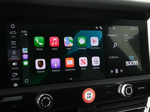 Certified 2026 Porsche Macan AWD/4WD image 17