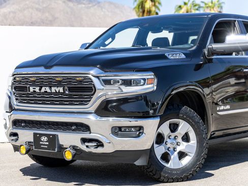 Used 2019 RAM 1500 Limited AWD/4WD image 3