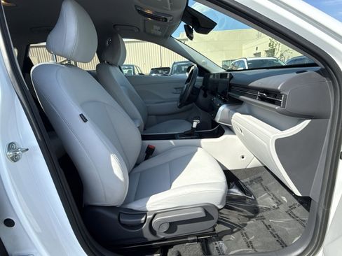 Certified 2024 Hyundai Kona SEL AWD/4WD image 26
