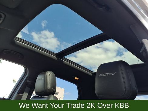 Used 2024 Chevrolet TrailBlazer ACTIV w/ Convenience Package AWD/4WD image 18