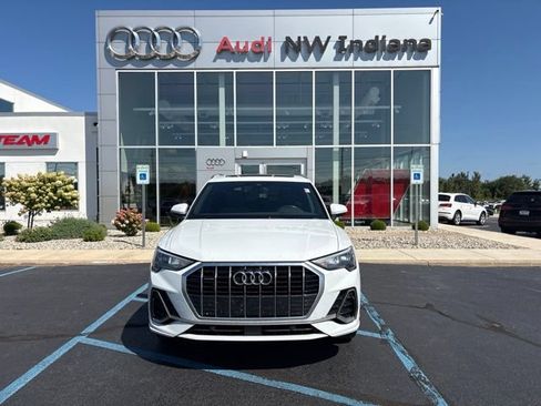 Used 2021 Audi Q3 2.0T Premium w/ Convenience Package AWD/4WD image 3