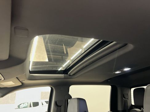 Used 2020 Chevrolet Silverado 1500 RST image 20