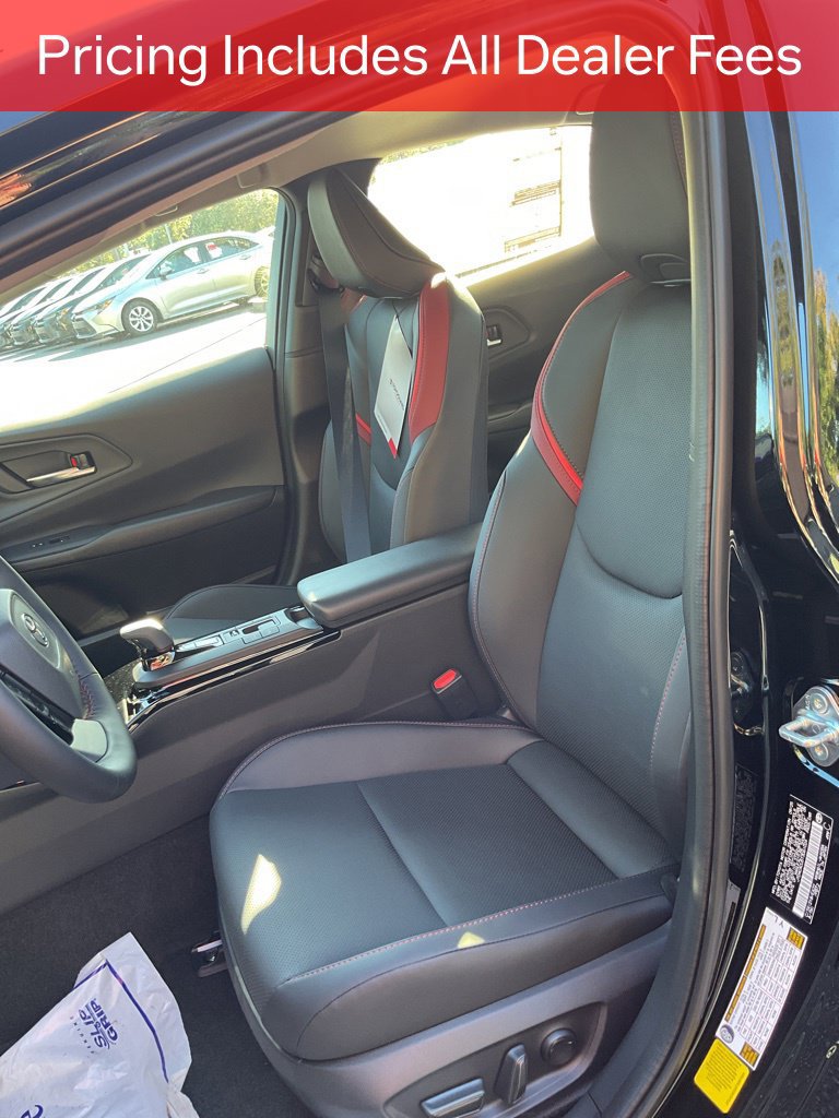 New 2026 Toyota Prius Plug-In Hybrid FWD image 9