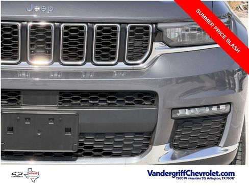 Used 2022 Jeep Grand Cherokee L Limited AWD/4WD image 9