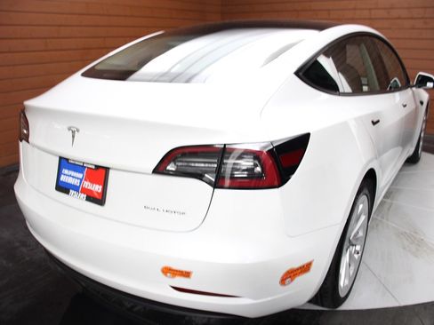 Used 2023 Tesla Model 3 Long Range image 18