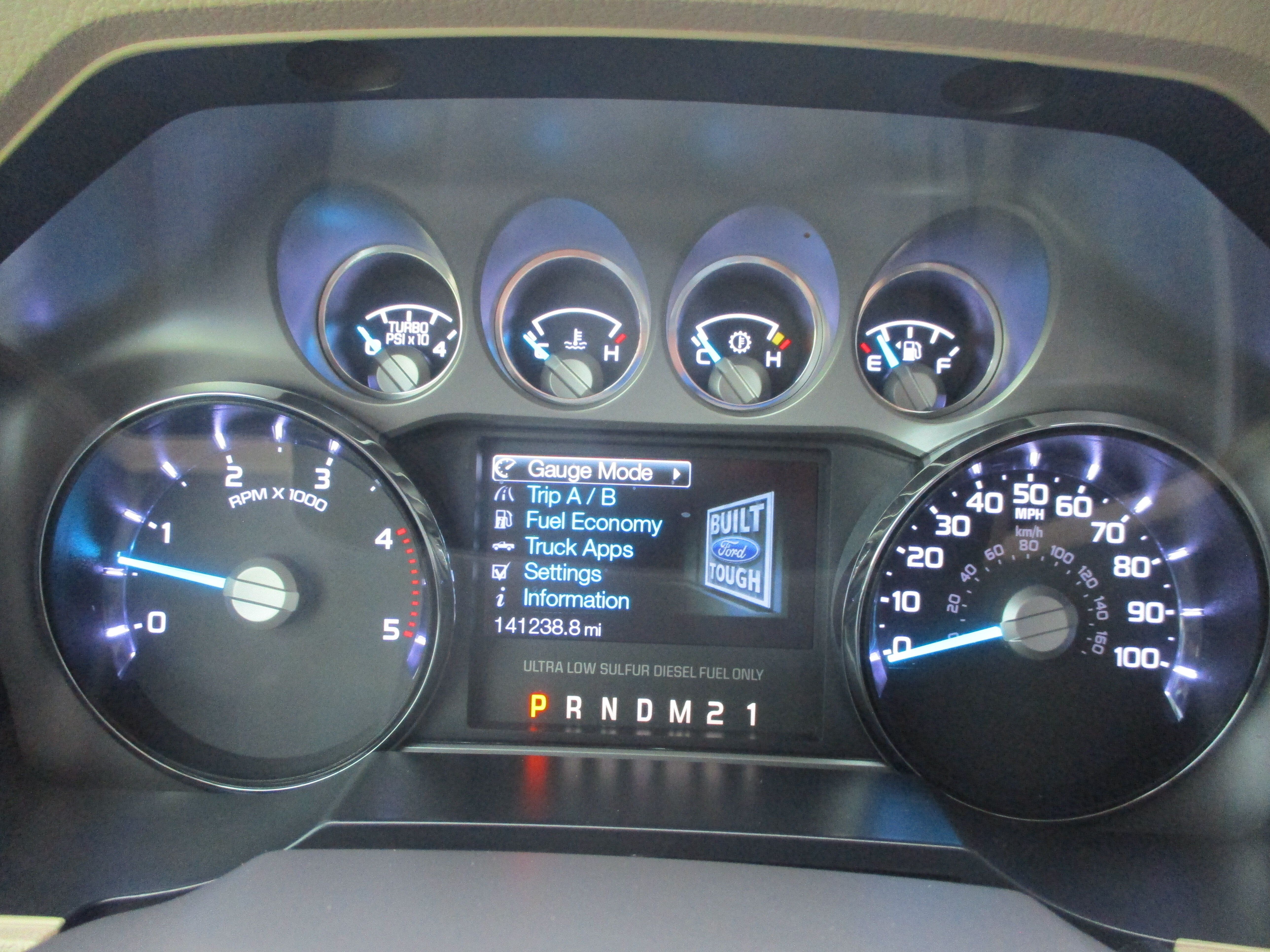 Used 2015 Ford F250 Lariat w/ Lariat Ultimate Package AWD/4WD image 22