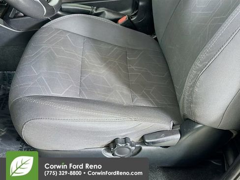 Used 2017 Toyota Tacoma TRD Off-Road image 20