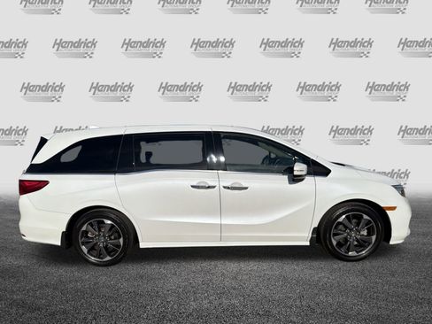 Used 2023 Honda Odyssey Elite image 11