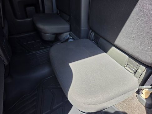 Used 2013 Nissan Frontier Desert Runner RWD image 20