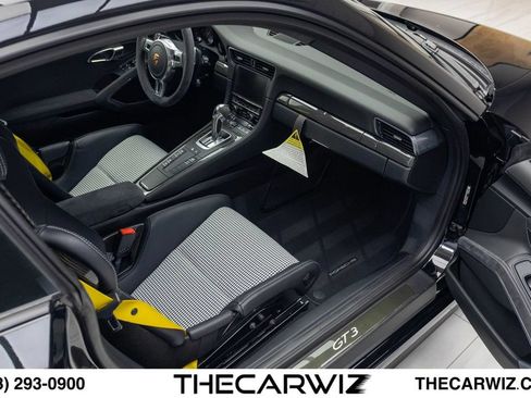 Used 2015 Porsche 911 GT3 RWD image 97