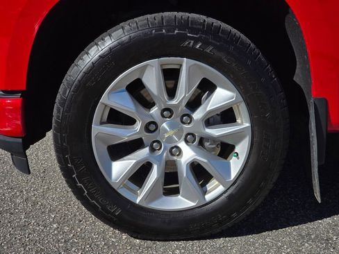 Used 2019 Chevrolet Silverado 1500 Custom w/ Custom Convenience Package image 23