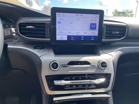 Used 2023 Ford Explorer XLT w/ Equipment Group 202A RWD image 16