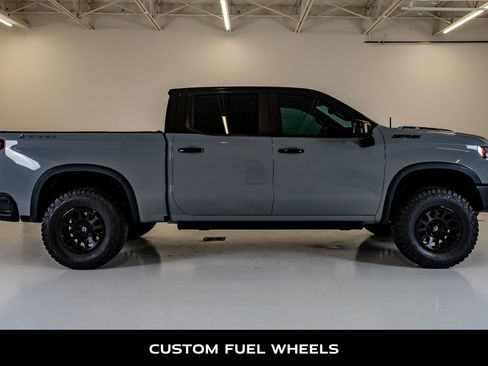 Used 2024 Chevrolet Silverado 1500 ZR2 w/ ZR2 Bison Edition AWD/4WD image 10