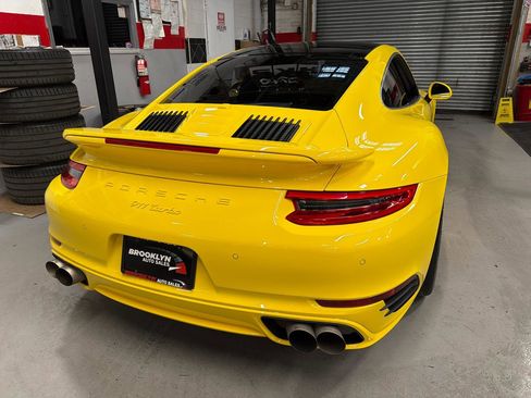 Used 2017 Porsche 911 Turbo image 6