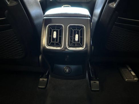 Used 2024 Kia Sorento S FWD image 24