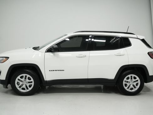 Used 2020 Jeep Compass Sport w/ Tech Group image 7