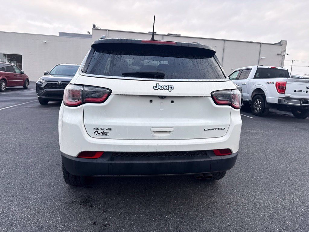 Used 2019 Jeep Compass Limited w/ Premium Lighting Group AWD/4WD image 5