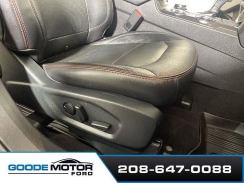 Certified 2019 Ford Explorer Sport w/ Equipment Group 401A image 9